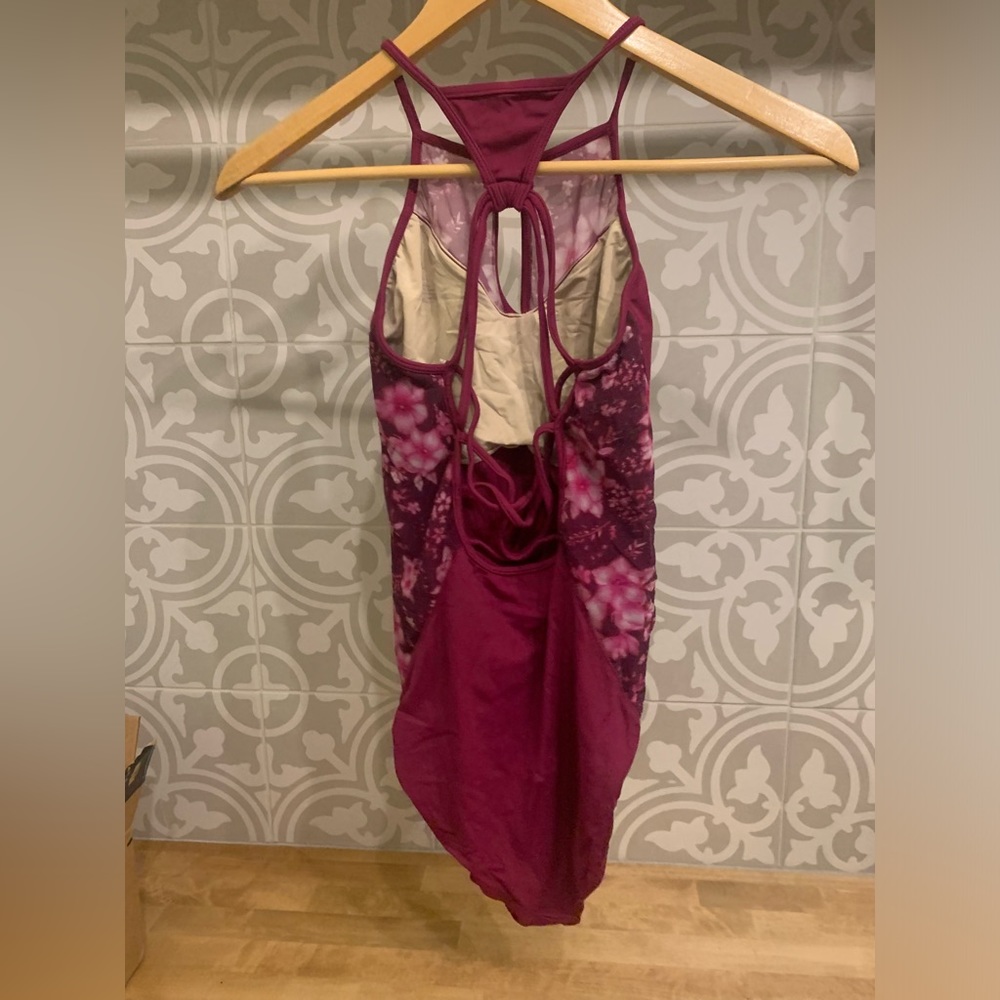 FLORAL LEO - Picture 2 of 2